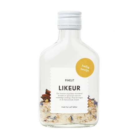 Pineut liqueur | flask